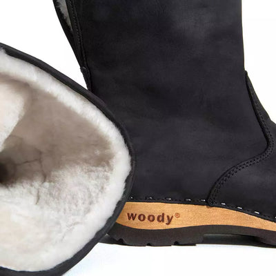 Ulli-clog-boots-stiefel-damen-mit-biegsamer-nachhaltiger-holzsohle-farbe: nero (schwarz)-holzclogs-woody-schuhe-woody shoes-handgemachte-holzschuhe-aus-österreich-kärnten