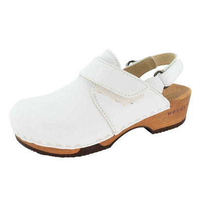 cornelia, farbe: weiss_clogs damen, arbeitsschuh mit biegsamer nachhaltiger weidenholzsohle, holzclogs woody, woody schuhe, woody shoes, handgemachte holzschuhe aus österreich, kärnten