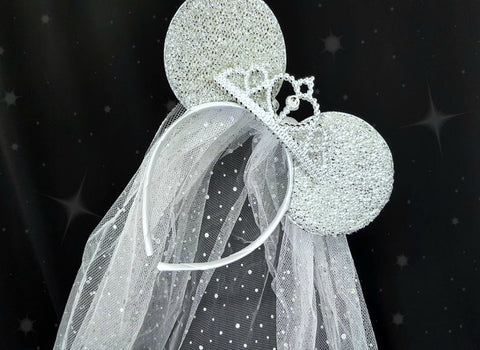 silver minnie mouse ears with white veil princess brides