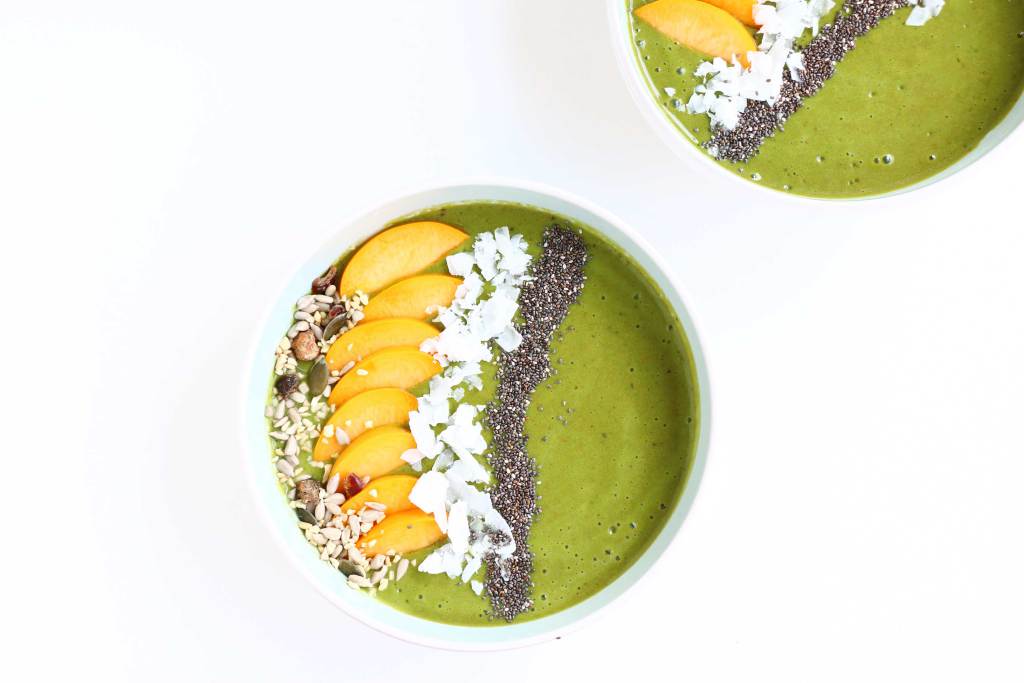 Matcha Peach Smoothie Bowl