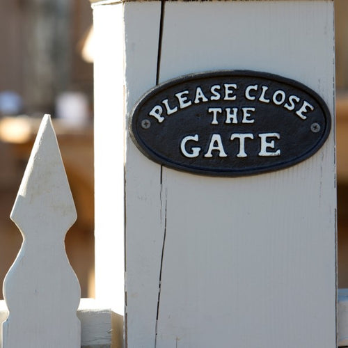 "Please Close the Gate" Cast Iron Sign