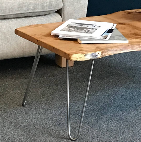 Wooden coffee table with hairpin legs