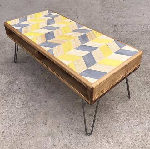 Coffee table with hairpin legs