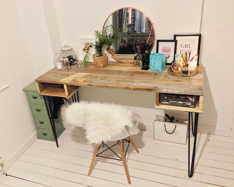 DIY pallet dresser with hairpin legs