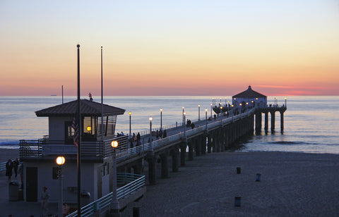 Manhattan Beach Pier California Surfing