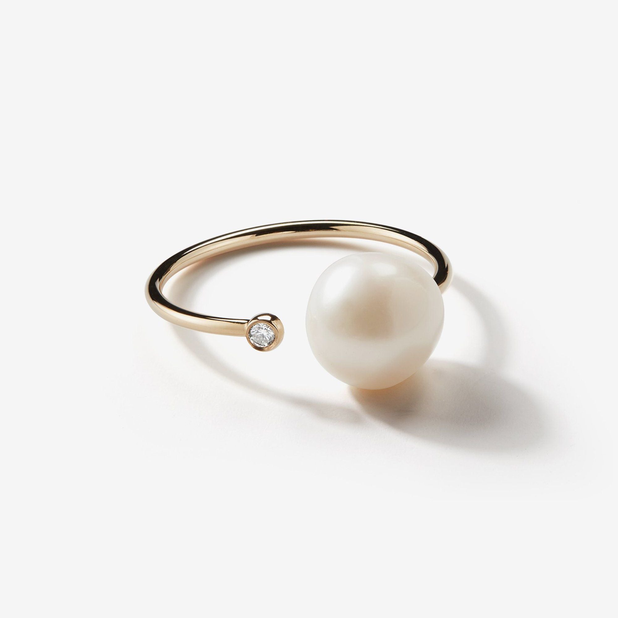 6 mm Freshwater Pearl Ring in White Gold KLENOTA