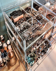 Buy Online Clear Makeup Organizer