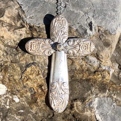 Cross Pendant, Melody 1954