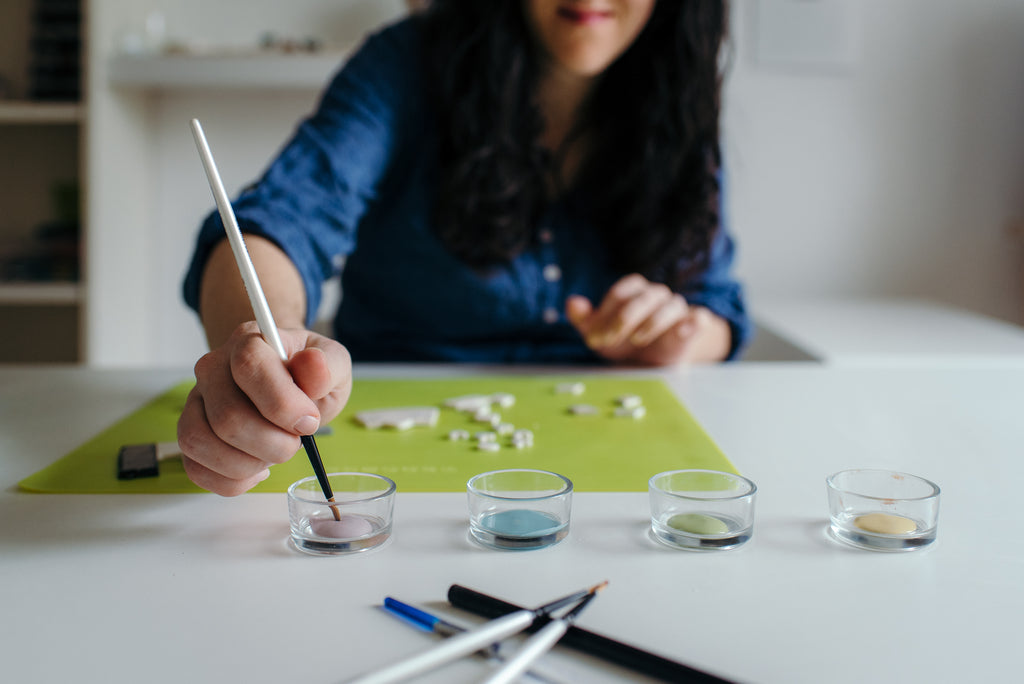 Glazing ceramic jewellerry