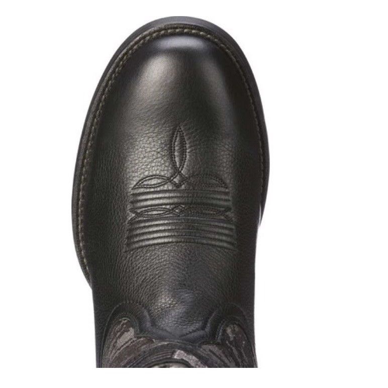 black round toe boots