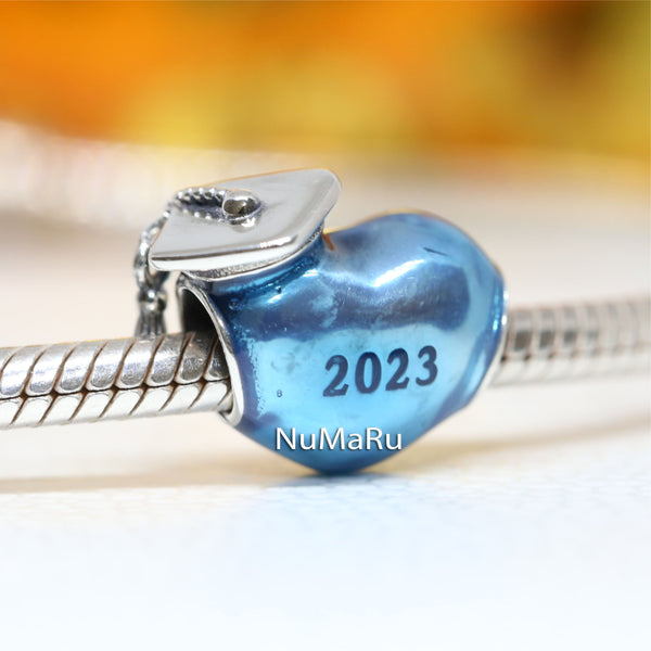 Blue 2023 Graduation Heart Charm 792590C01 - vatlieuinphun