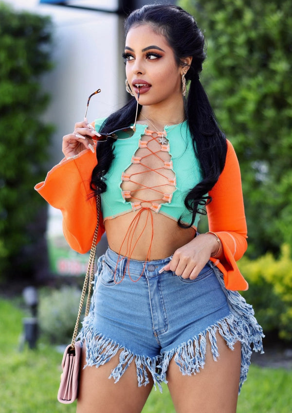 Langley Color Block Long Sleeve Lace Up Crop Top - vatlieuinphun