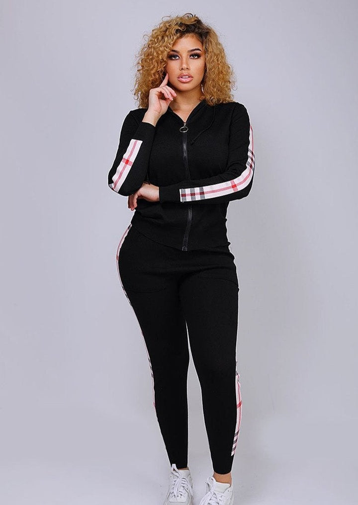 Women’s Matching Set | Mirada Zip Up Hoodie Top And Jogger Pants Set (Black) By: vatlieuinphun