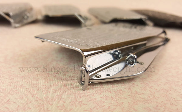 Singer Featherweight Looped Faceplate Thread Guide