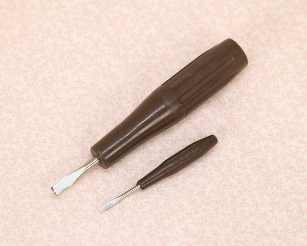 Singer Featherweight 221 and 222 UK Screwdriver Set #2