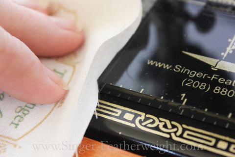 Singer 221 Featherweight Accurate Seam Guide