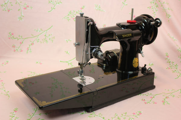 Singer Featherweight 221 AH4