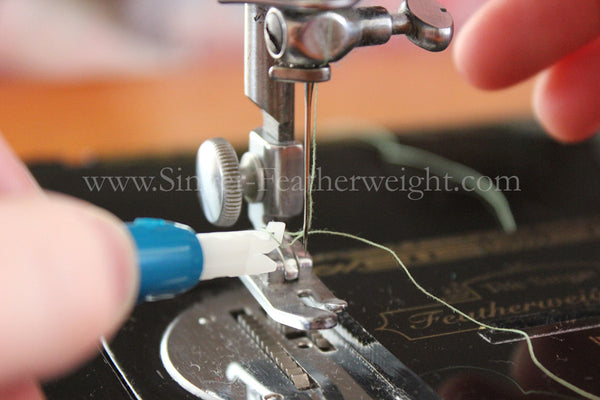 Super Easy Machine Needle Threader for the Singer Featherweight