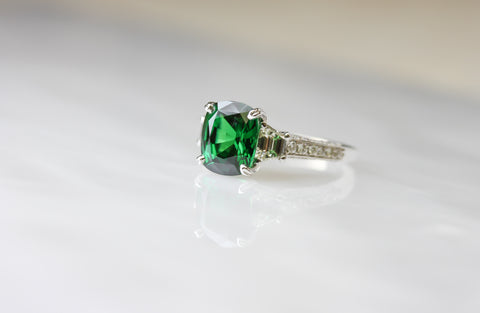 Green Tsvarite Diamond Ring 