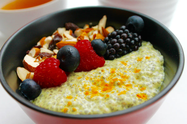 Golden Milk Chia Pudding (Turmeric Chia Pudding) superfood pudding