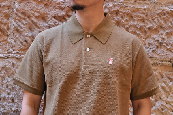 brown polo tee