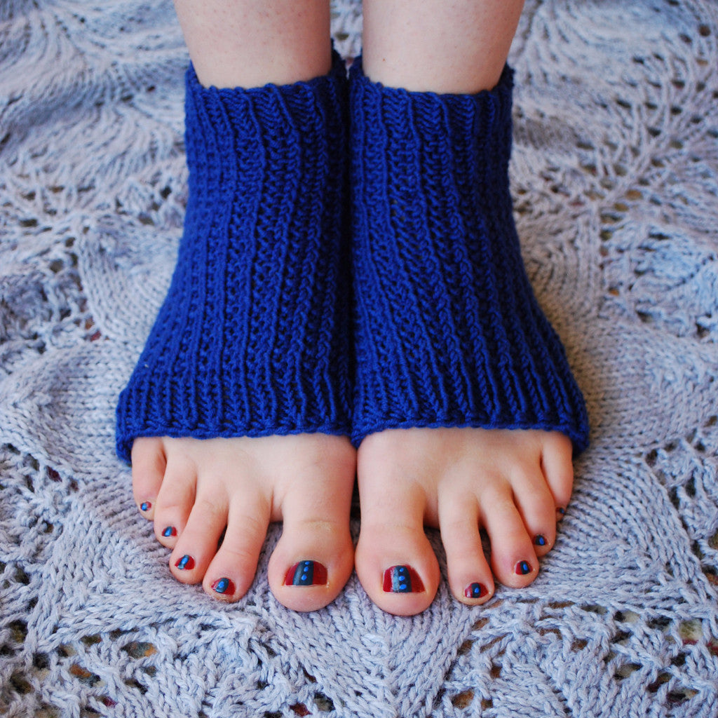 Phibersmith Yoga Socks – Story Made Yarns