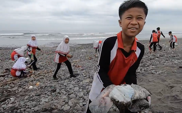 4ocean Bali Inspiring Children to Clean the Ocean 