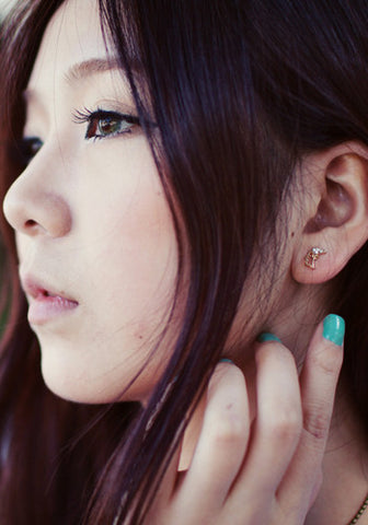 Black & White Flowers Earrings