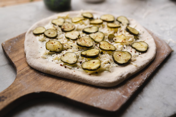 pickle pizza, pizza peel, dill pickle pizza, pizza craft, dill pizza