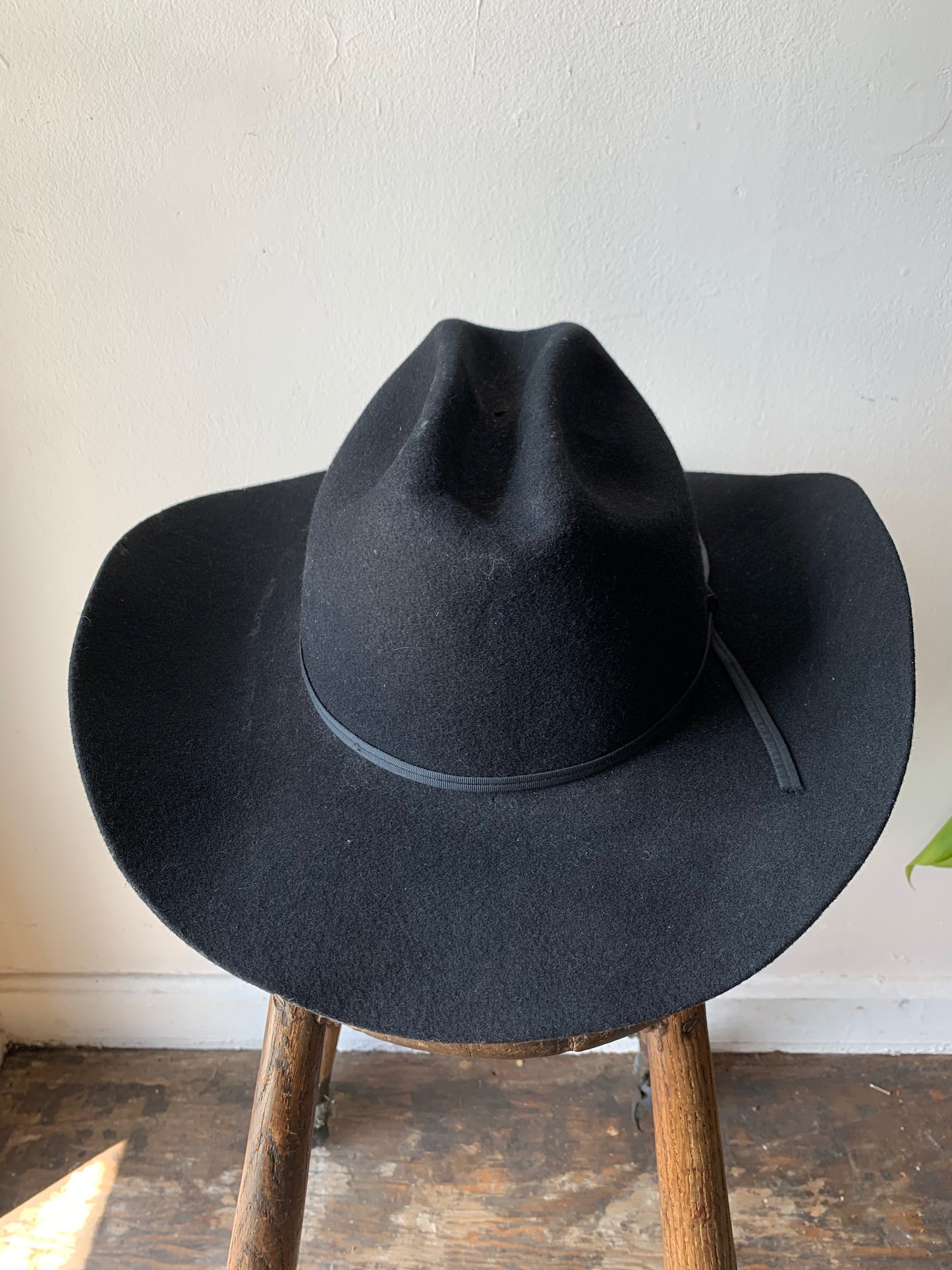 Size 7 5/8 Stallion by Stetson Black Cowboy Hat