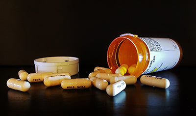 antibiotics, pills, antibiotic resistance, medicine