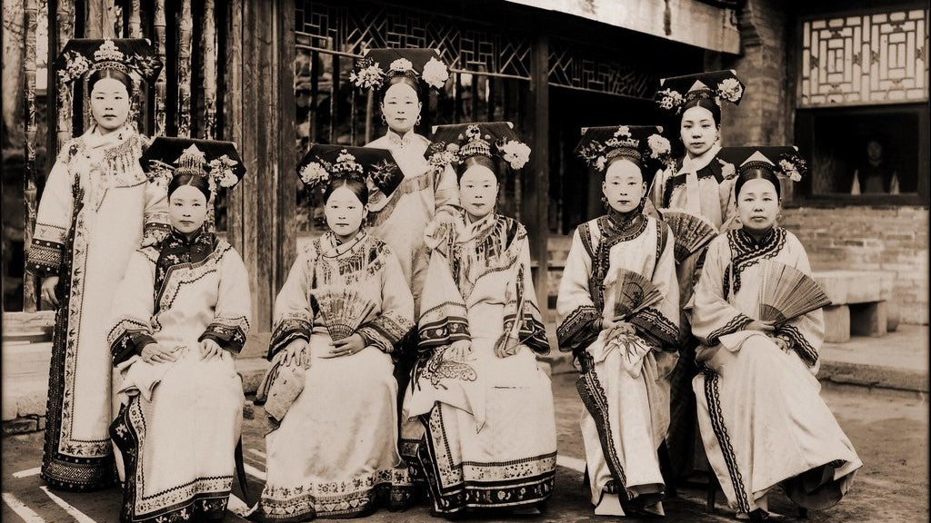 17th Century Cheongsam (Qipao) Dresses