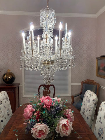Tryon chandelier