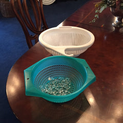 plastic colanders for cleaning chandeliers