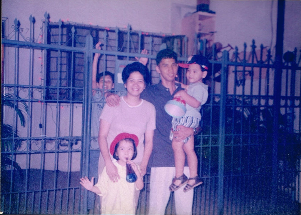 Shanice Espiritu and her family in the Philippines