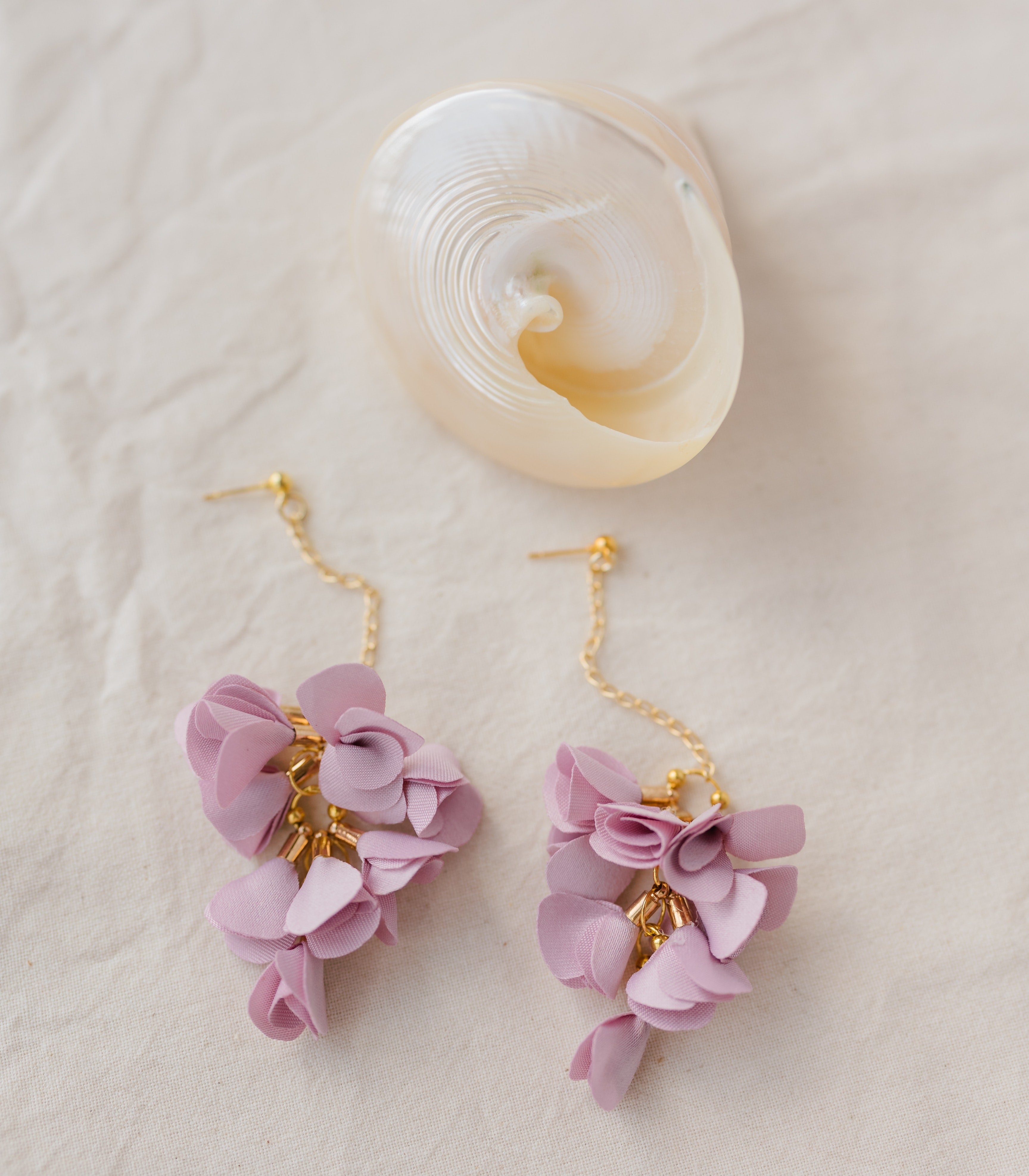 ダークブラウン 茶色 完売商品 HYEON snow flower earring ヘヨン