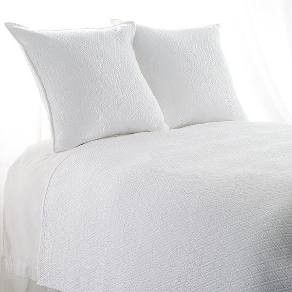 5044 Indi White Coverlet 10 Off Retail By Harrington