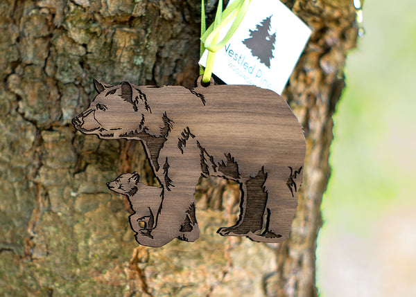 Product Feature - Black Bear with Cub