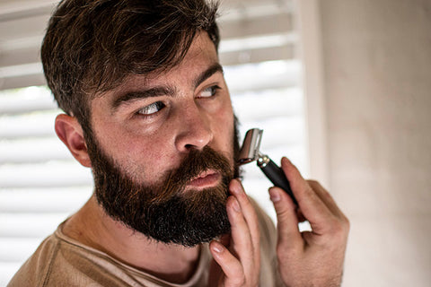 lining up beard with double edge safety razor