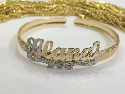 baby nameplate bracelet gold