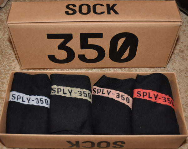 yeezy 350 with socks