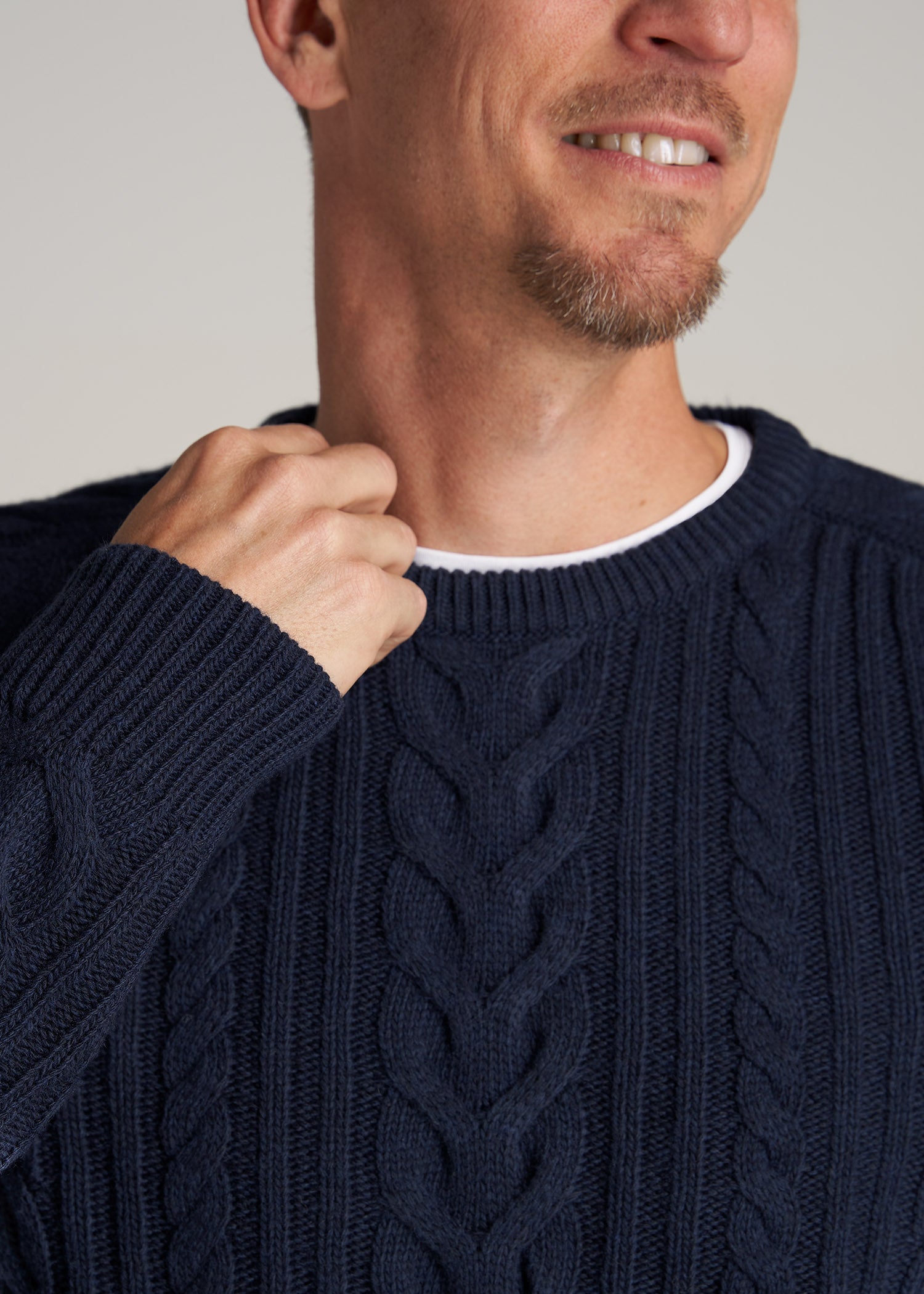    American-Tall-Men-Mens-Heavy-Cable-Knit-Sweater-Navy-detail