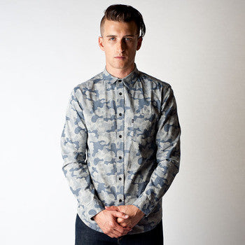 Wolf & Man - Lex Camouflage Blue Wolf & Man - Lex Camouflage Blue - COMMON