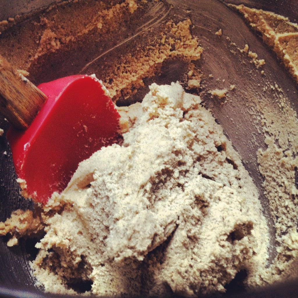Gluten free and Eggless Quinoa- Chia Coconut flour macadamia cookies
