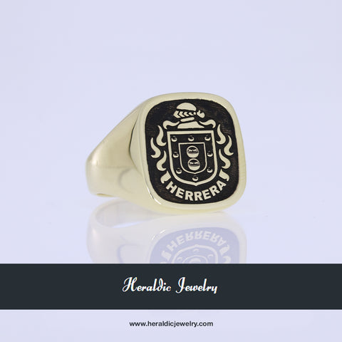 Herrera coat of arms ring