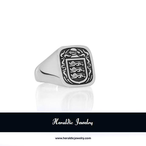 McMahon family crest ring
