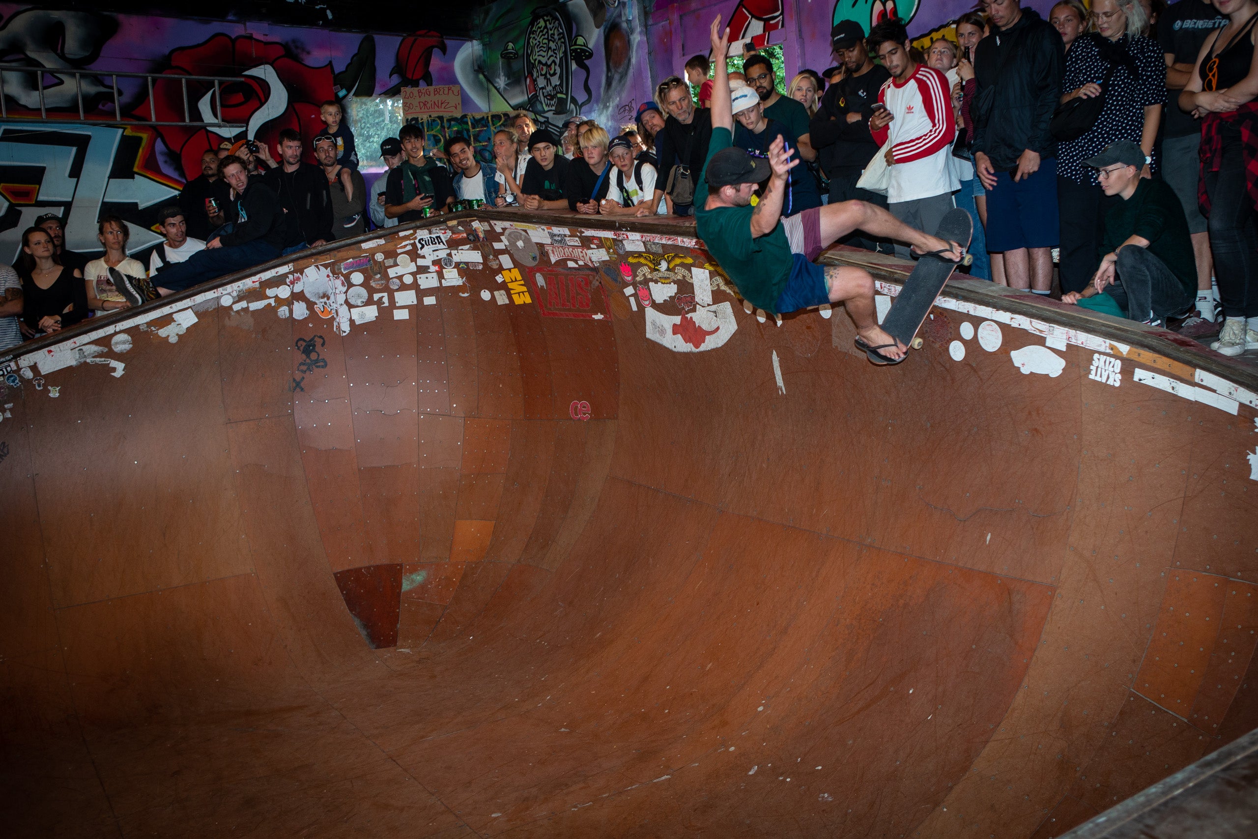 Joey in Alis Wonderland skate park 20th Bryce Kanights 