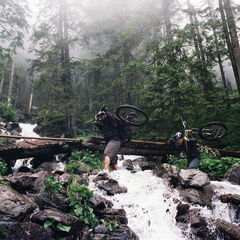 Wander - a field test by Mission Workshop ft. Dan Barham, James Adamson, Alchemy Creative, Santa Cruz Bikes, SRAM, Trans Provence