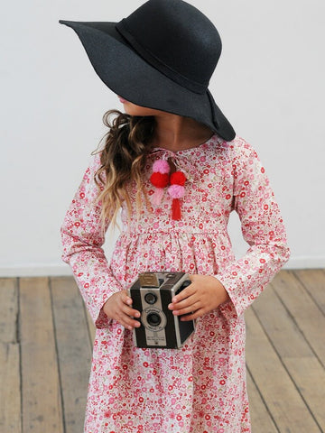 Winter Wildflowers Photo Shoot  - Alex Design Notes | Oobi Girls Kid Fashion