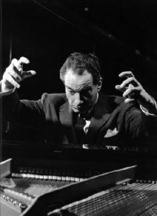Victor Borge Poster 24in x 36in - Fame Collectibles